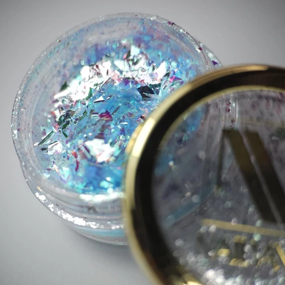 NAILVANA Chrome flakes - Frozen blue