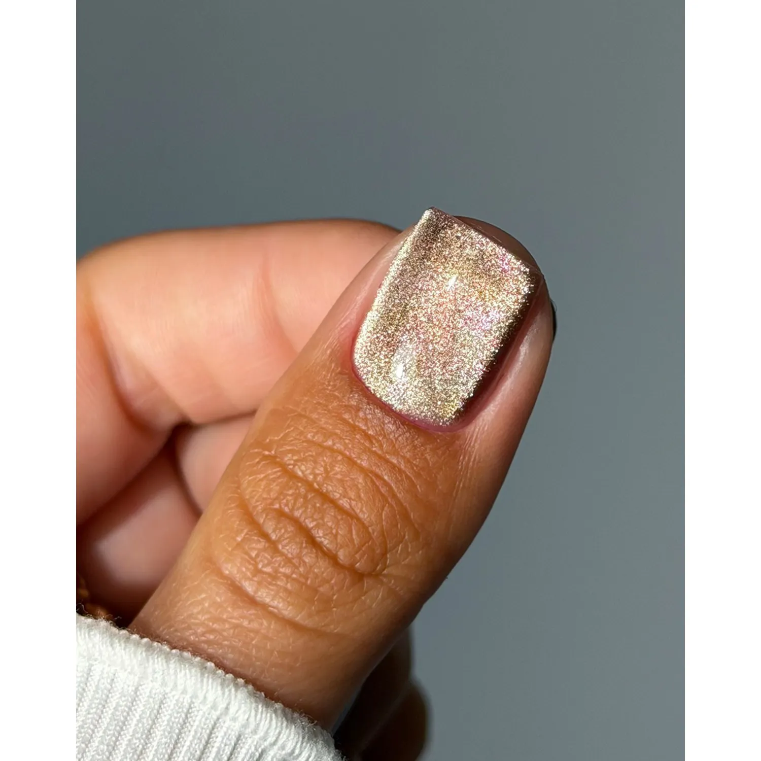 DARK Cat Eye mágneses gél lakk 6 ml - No.32
