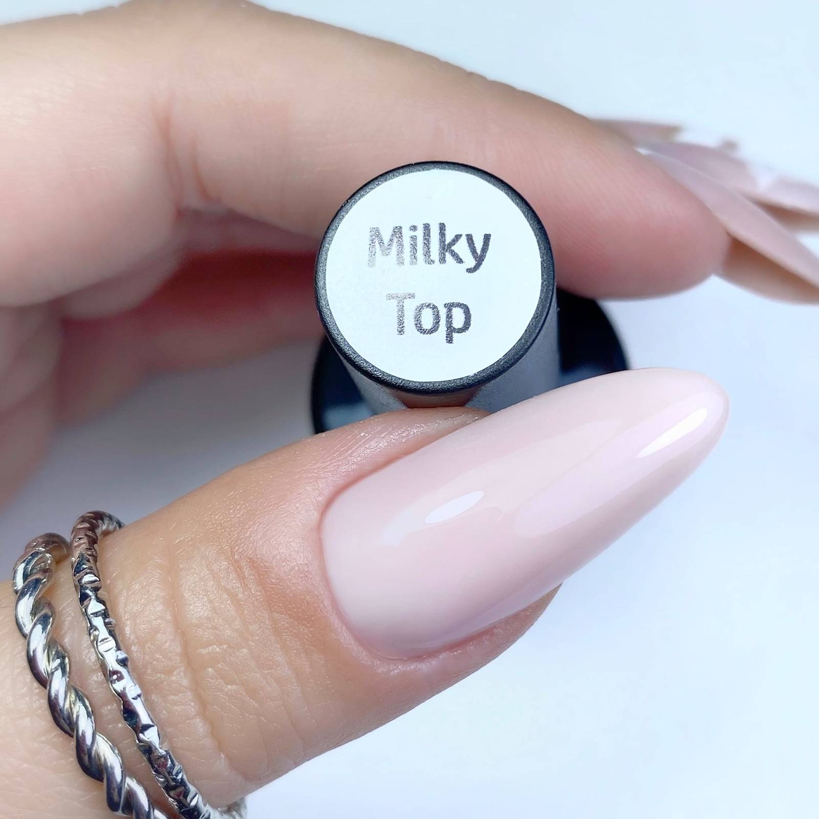 MAKEAR No Wipe Top 8 ml - MILKY