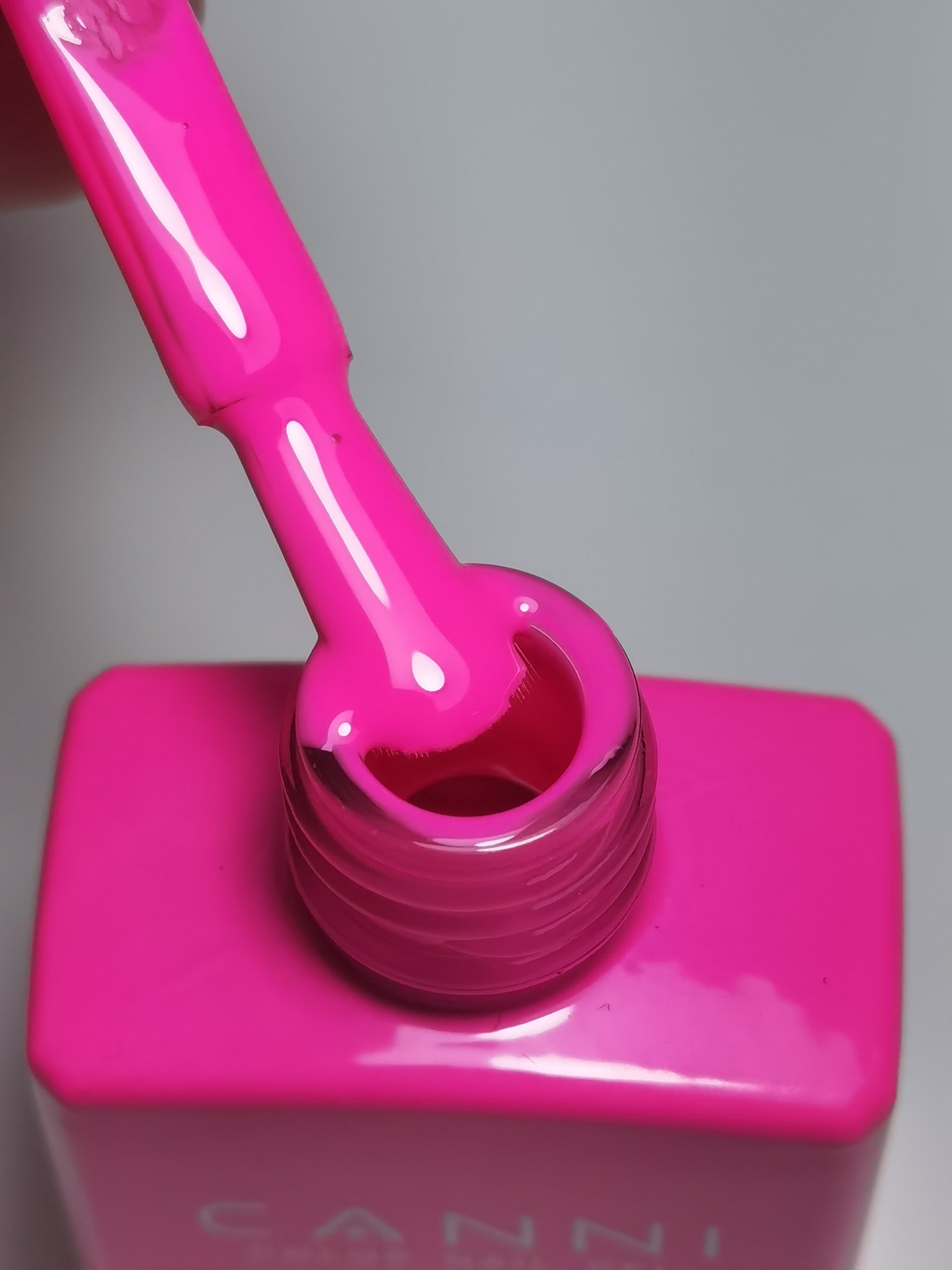 CANNI HEMA FREE UV/LED gél lakk 9ml No.9111