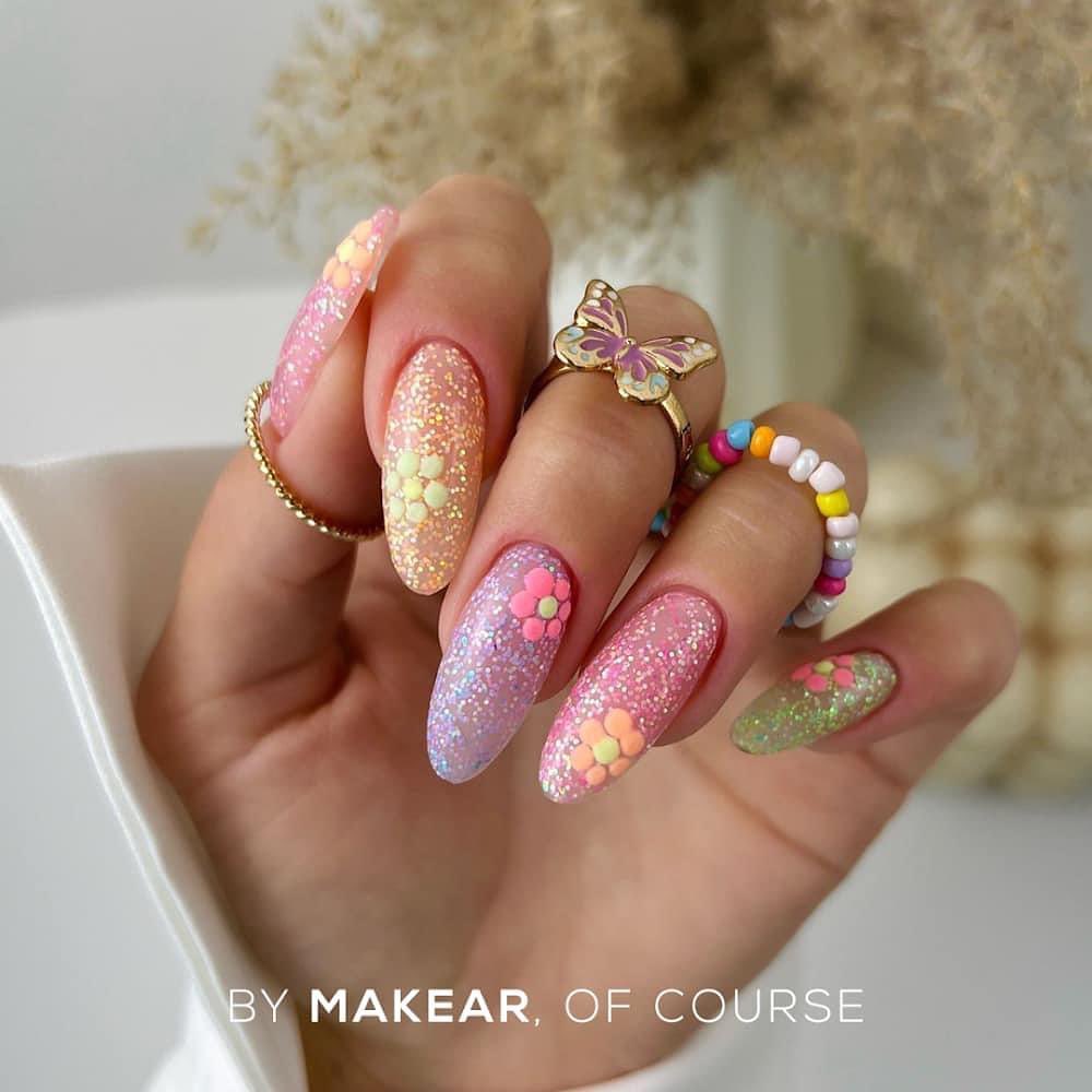 MAKEAR Daisy Gel Polish 8ml No.624