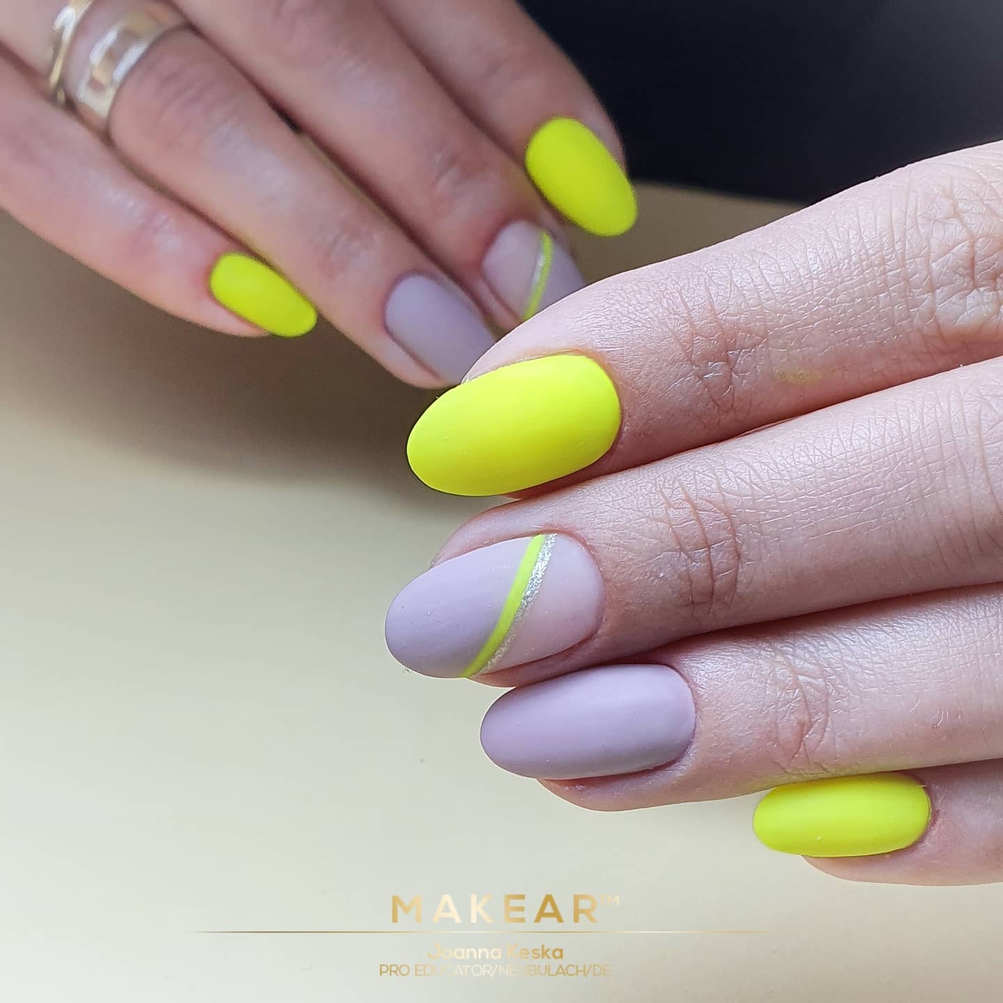 MAKEAR Gel Polish 8ml No.569