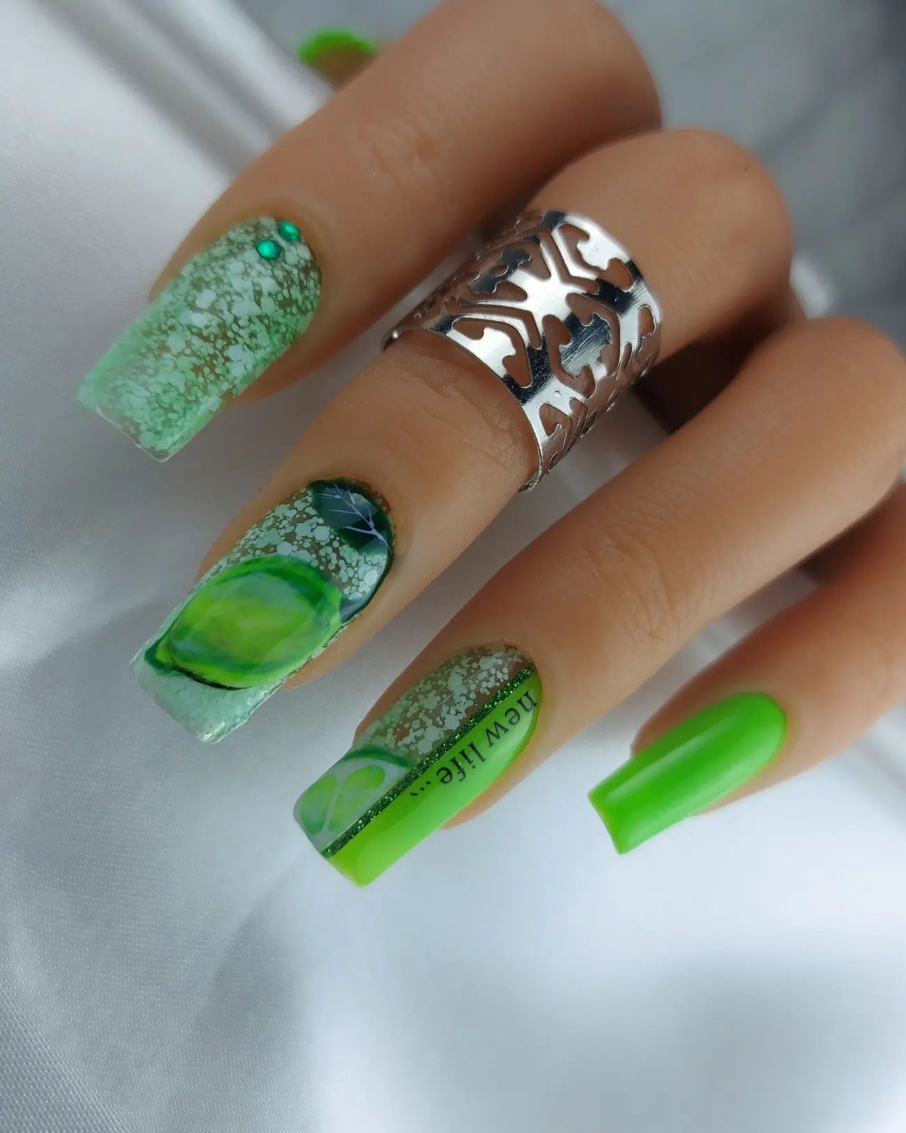 SEMILAC UV/LED Gél Lakk 7ml - 494 - HEMA FREE - Frozen Pistachios