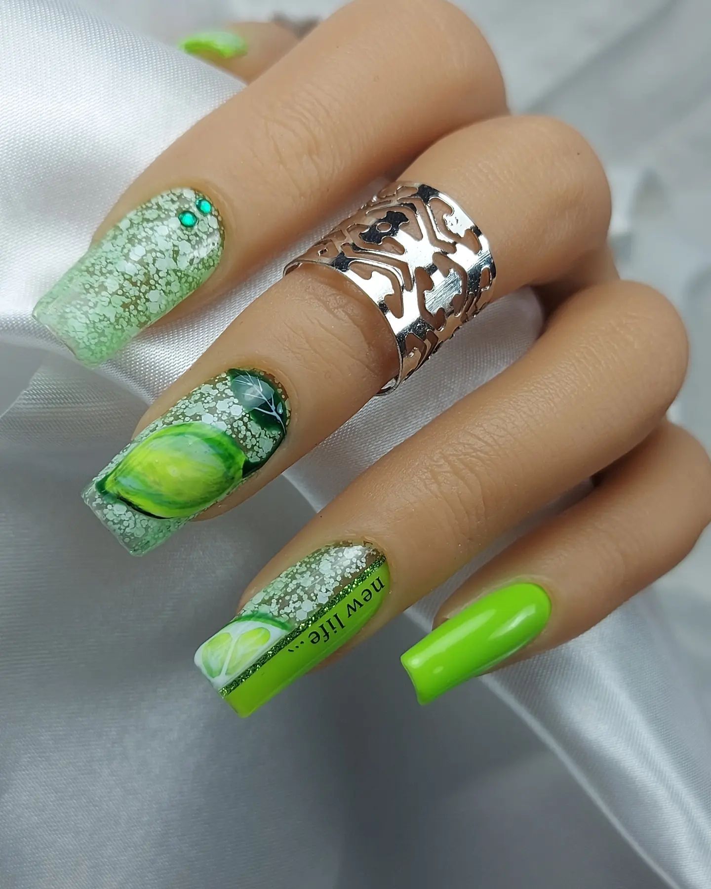 SEMILAC UV/LED Gél Lakk 7ml - 494 - HEMA FREE - Frozen Pistachios