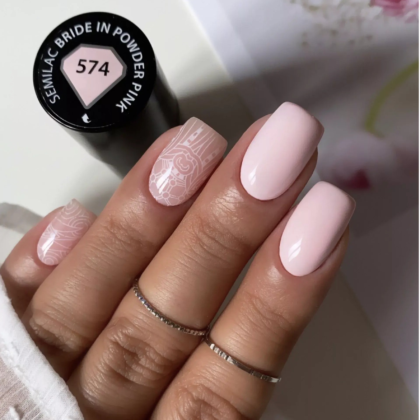 SEMILAC UV/LED Gél Lakk 7ml - 574 - Bride In Powder