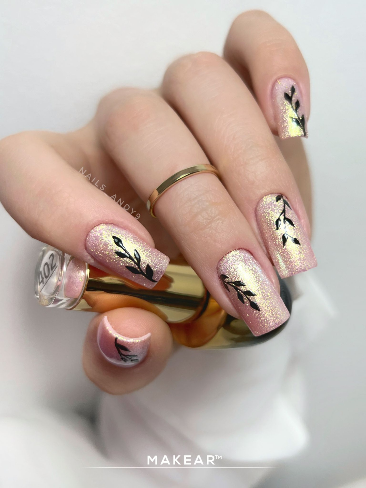 MAKEAR Gel Polish GLOSSY 8 ml No.402