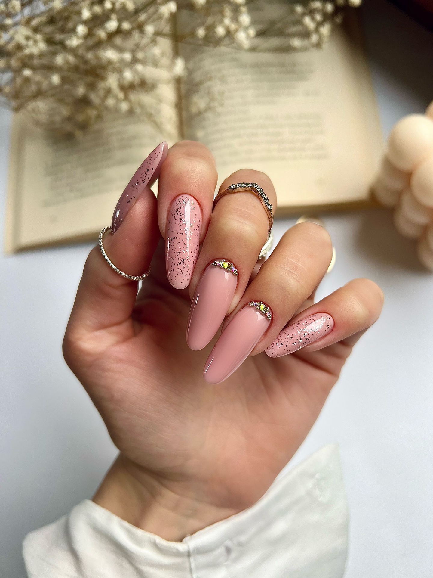 MAKEAR 'Say Yes' Gel Polish 8ml No.618