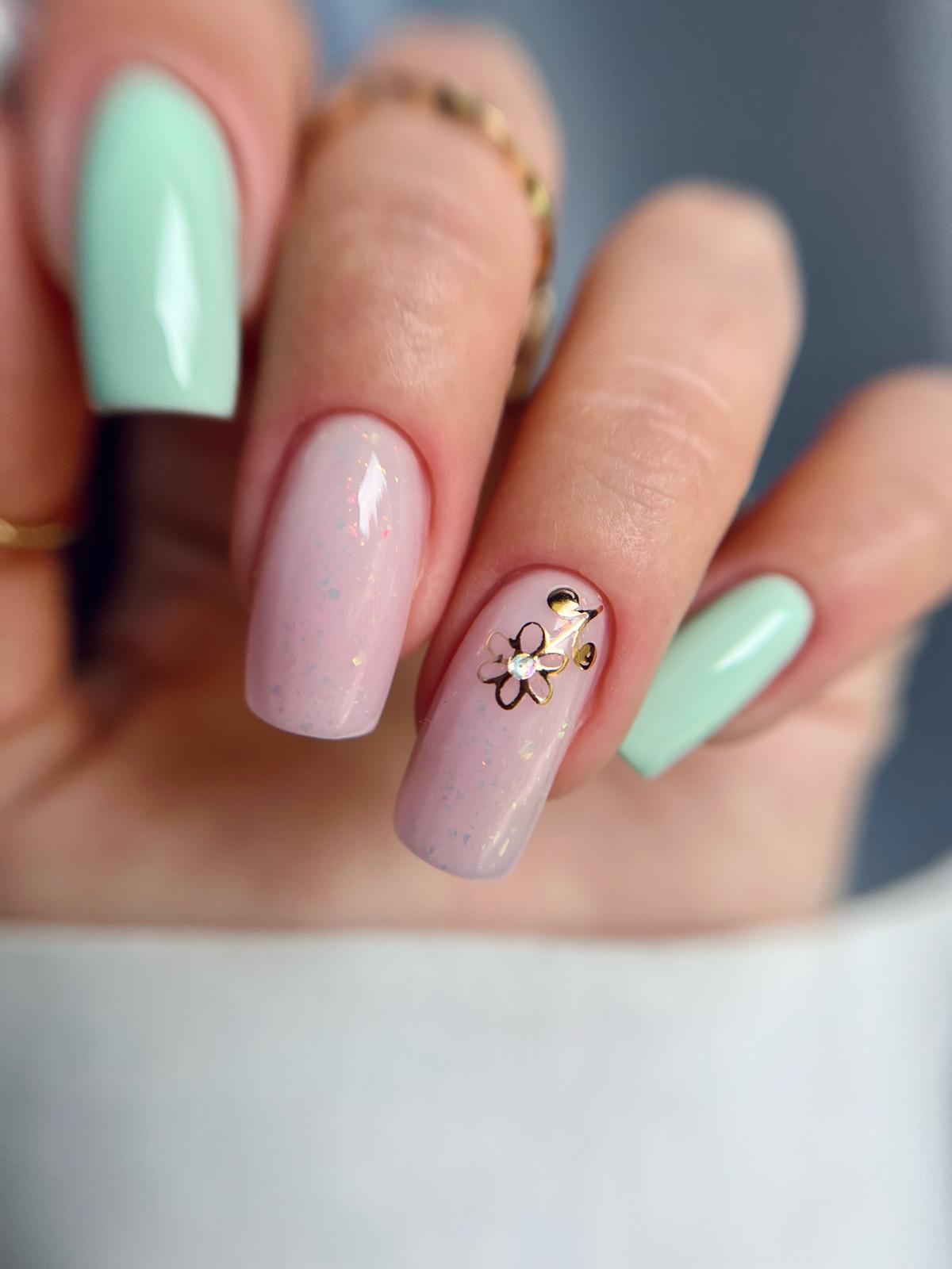 MAKEAR Gel Polish 8ml No.812