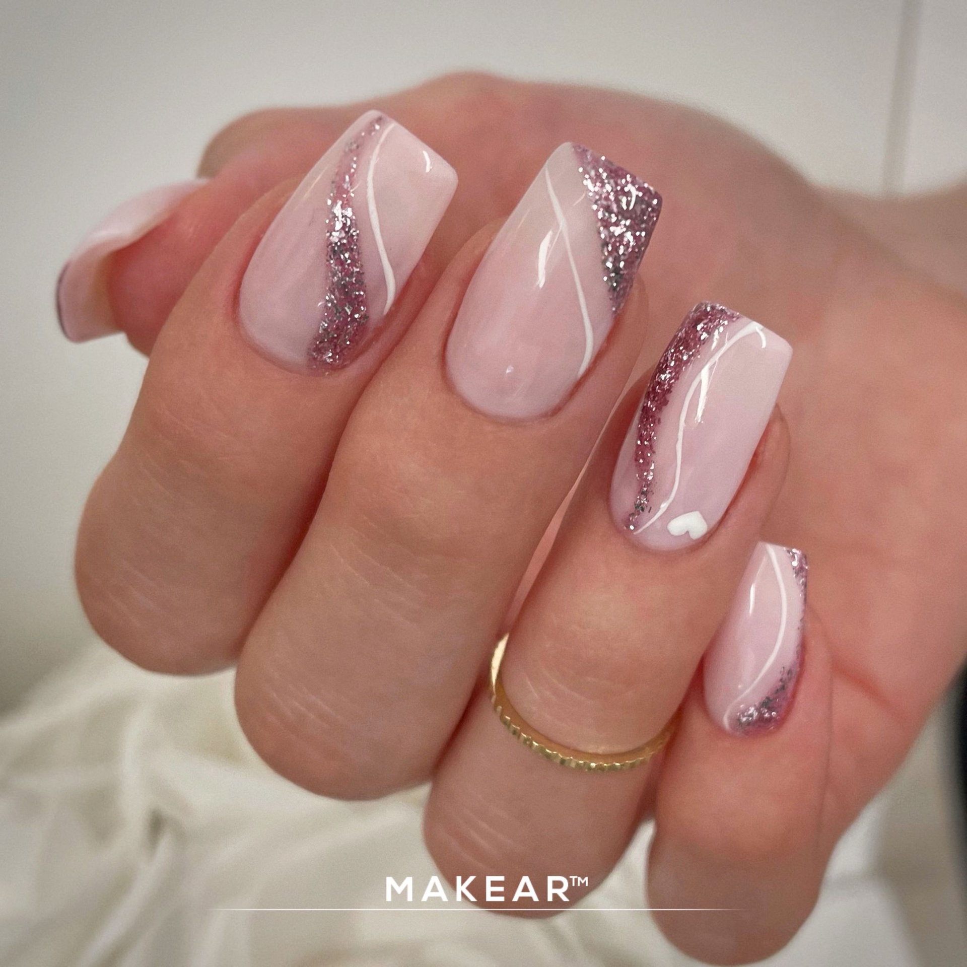 MAKEAR Gel Polish 8ml No.821 Limited Edition