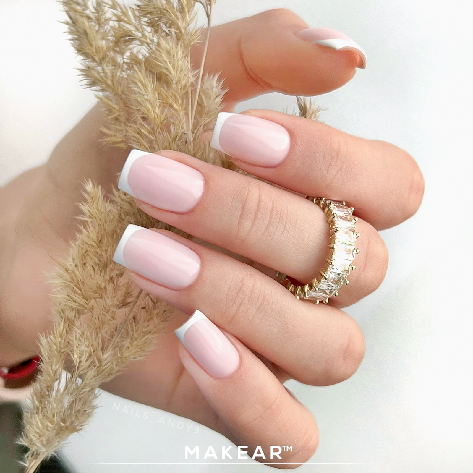 MAKEAR Nude Rubber Base 8ml - NRB07 Warm Beige