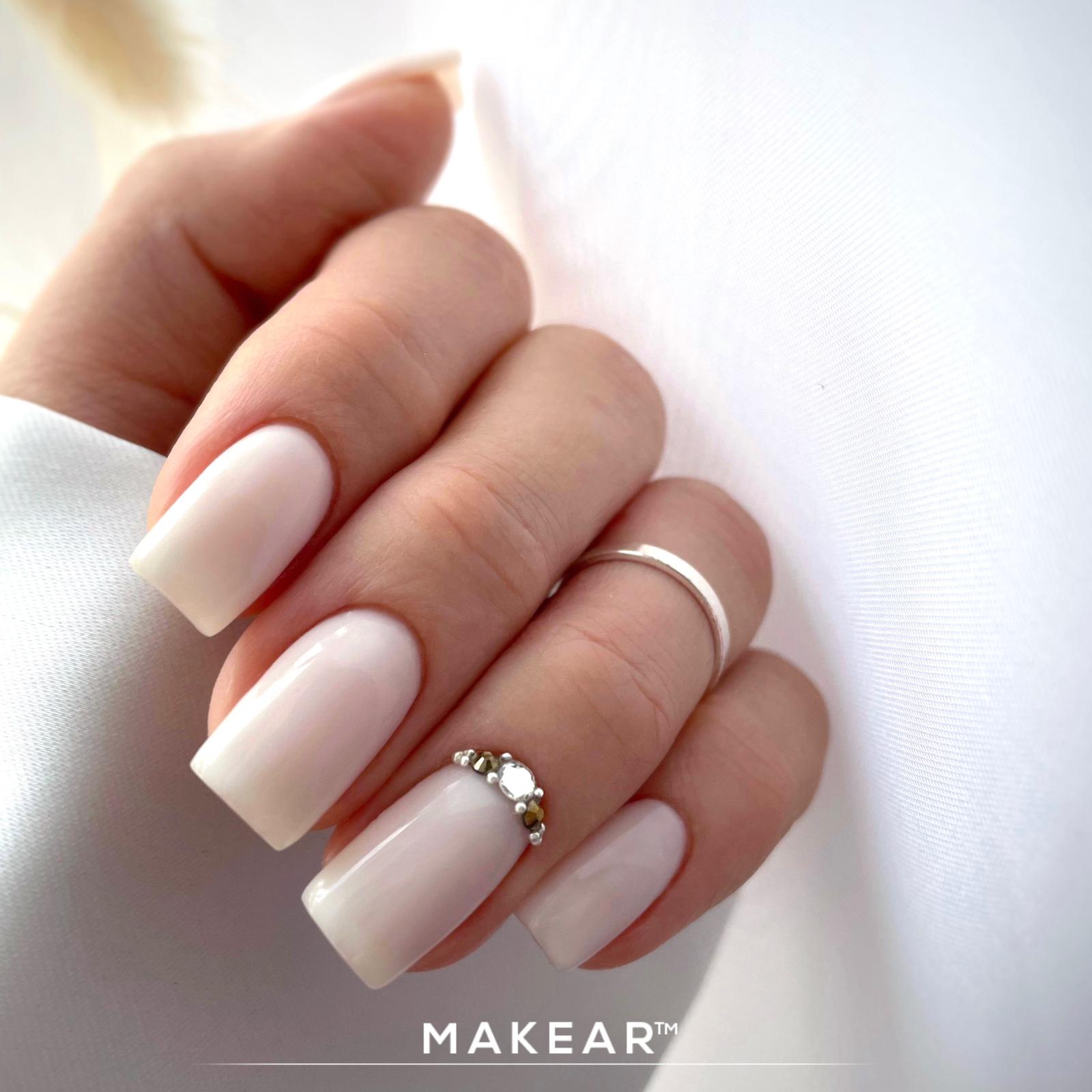 MAKEAR Nude Rubber Base 8ml - NRB01 White
