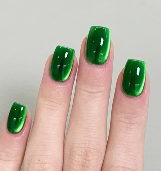 Born Pretty Cat Magnetic UV/LED gél lakk 10 ml - Fruit Basket - MY269 - Imperial Green