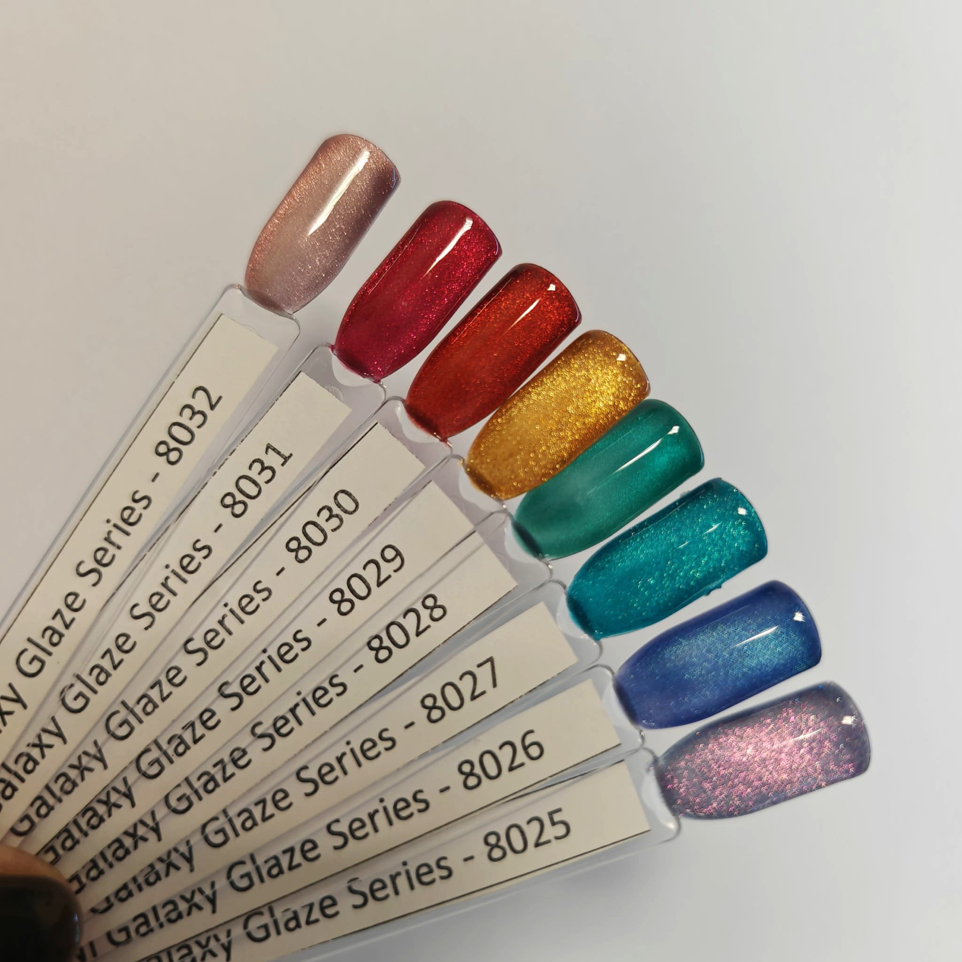 CANNI HEMA FREE UV/LED gél lakk 9ml No.8031