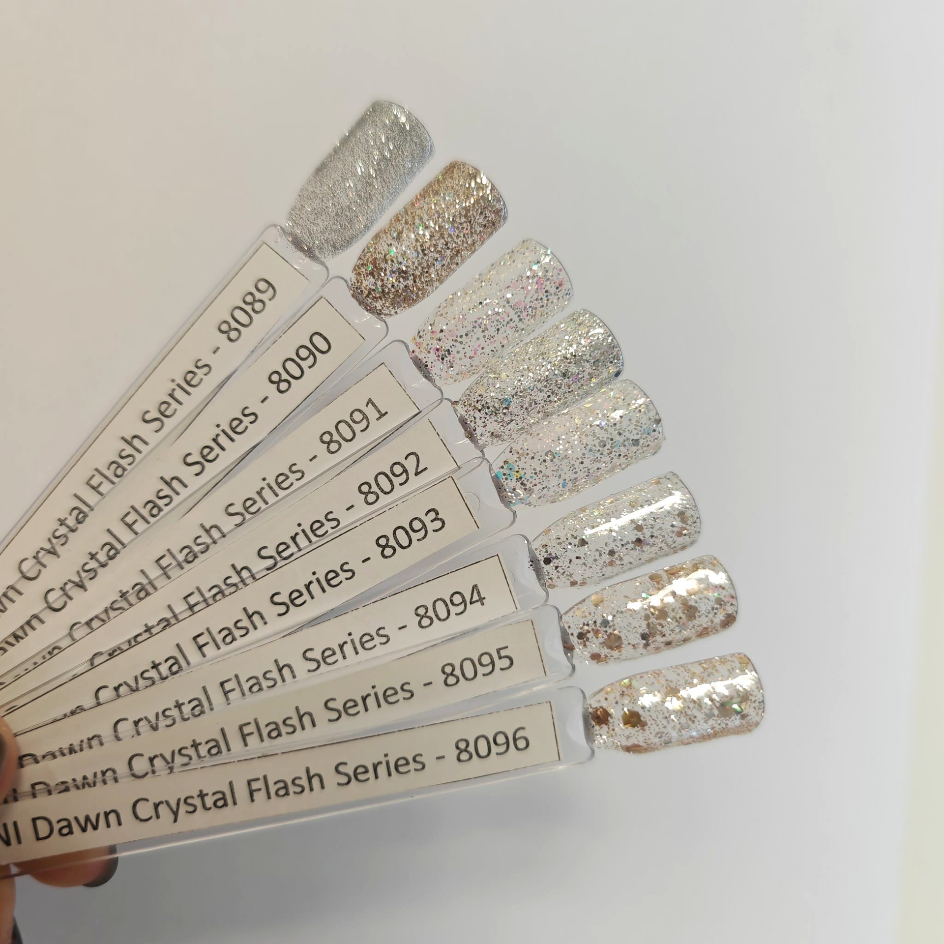 CANNI HEMA FREE UV/LED gél lakk 9ml No.8094