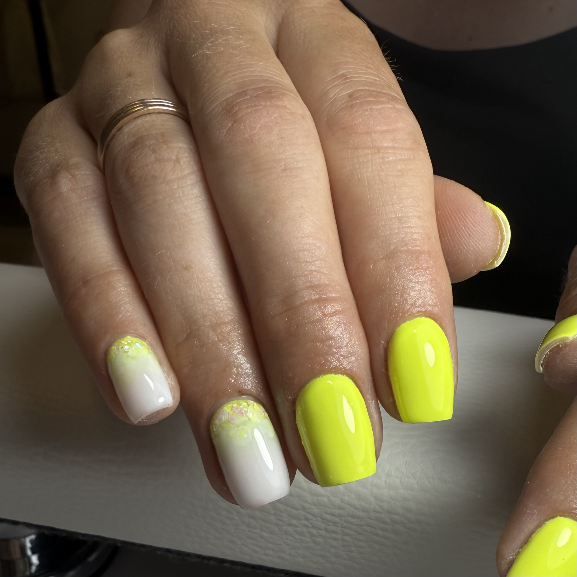 Born Pretty Pro UV/LED HEMA FREE gél lakk 15 ml - C049 - Neon Yellow