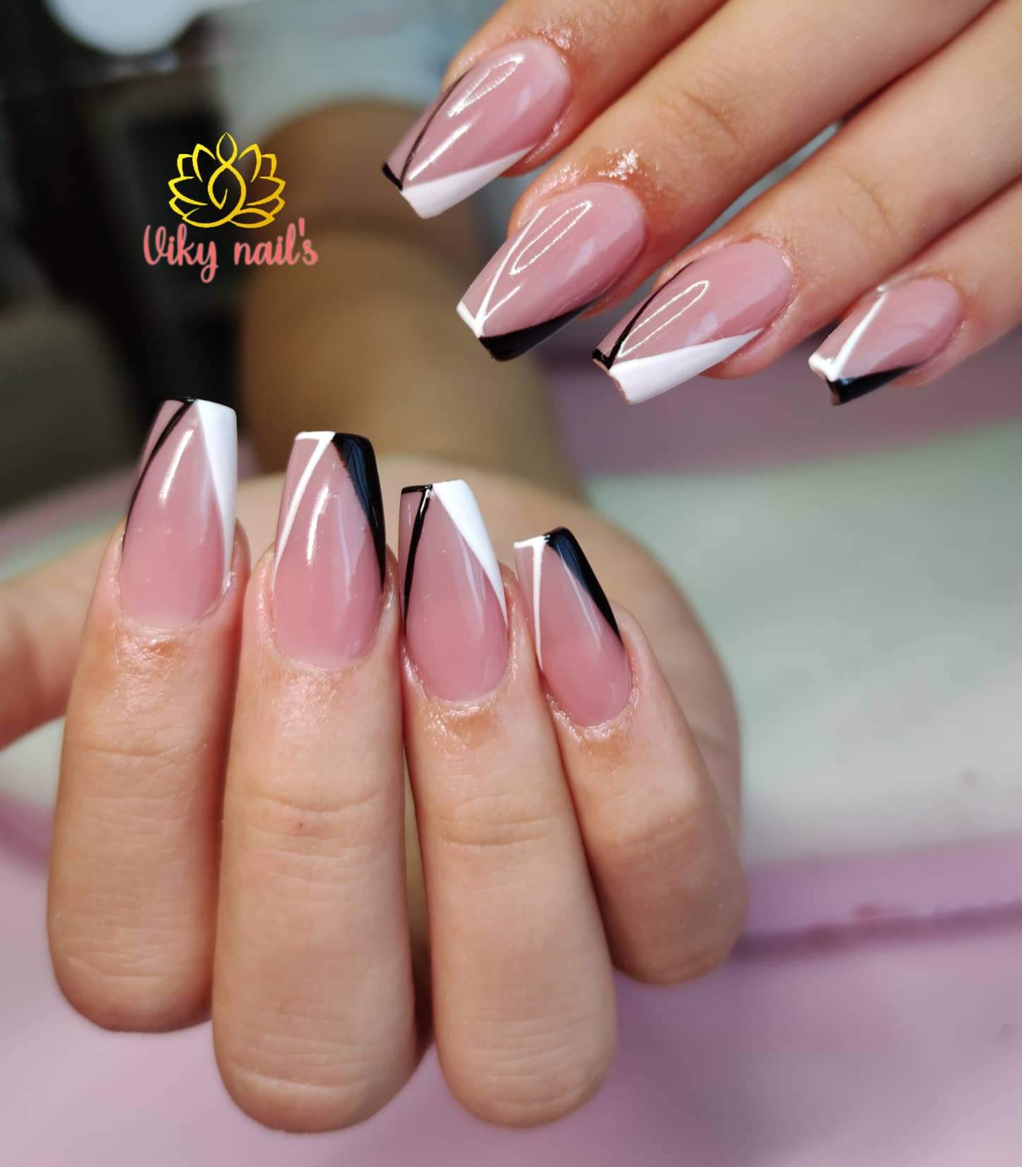 Venalisa Jelly Gel - új formula - 50 ml építőzselé - A07L Elegant Pink