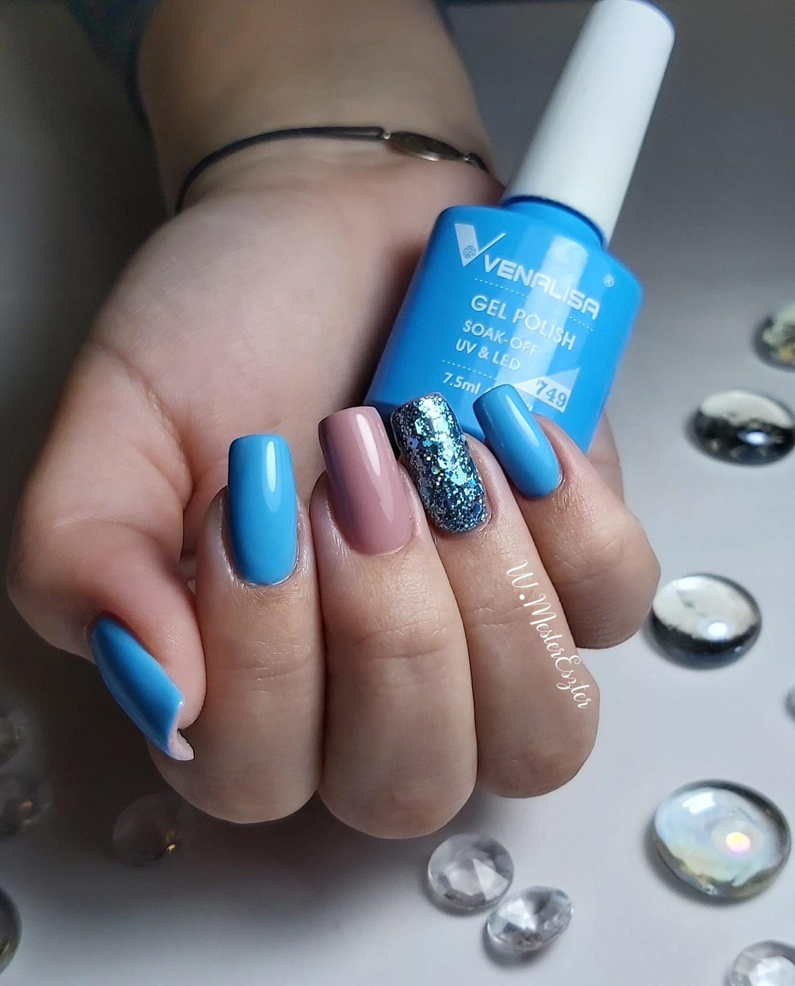 Venalisa UV/LED Gél Lakk 7.5 ml No.749
