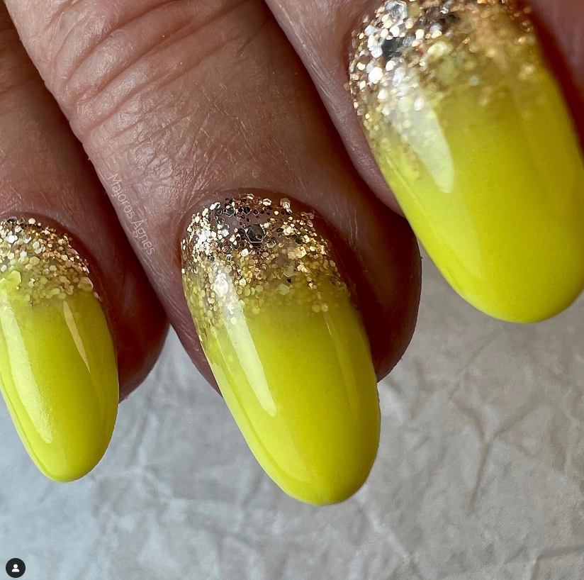 MAKEAR Rubber Base Juicy 8ml - CRB16 Bahama Yellow