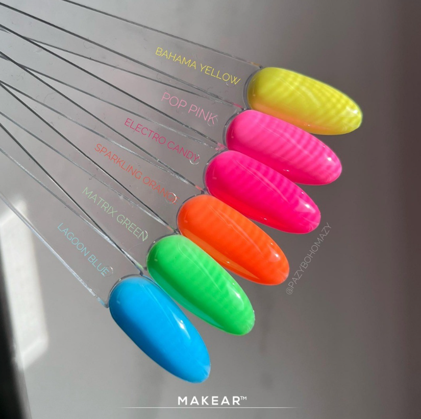 MAKEAR Rubber Base Juicy 8ml - CRB18 Lagoon Blue