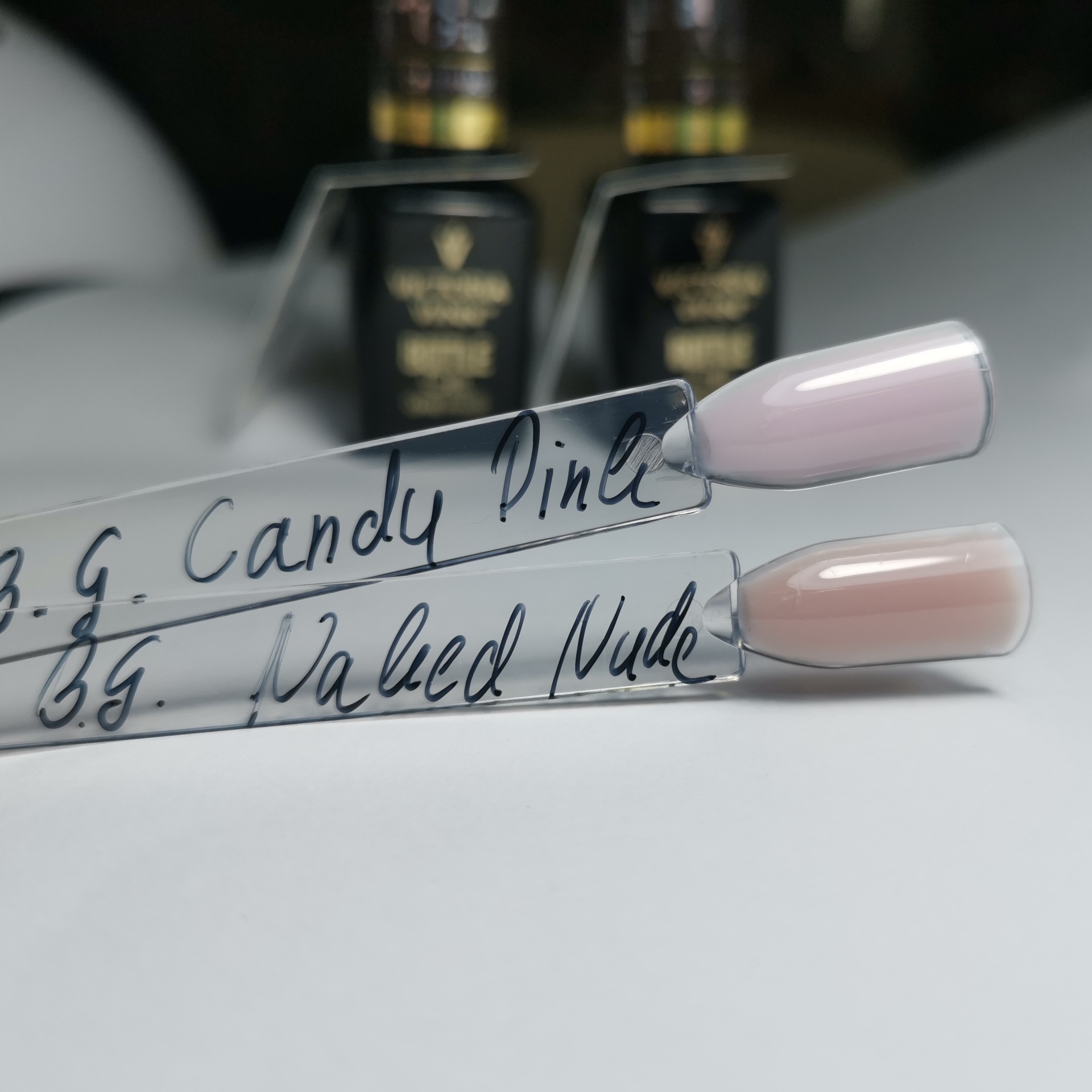 Victoria Vynn Bottle Gel 15ml - Candy Pink